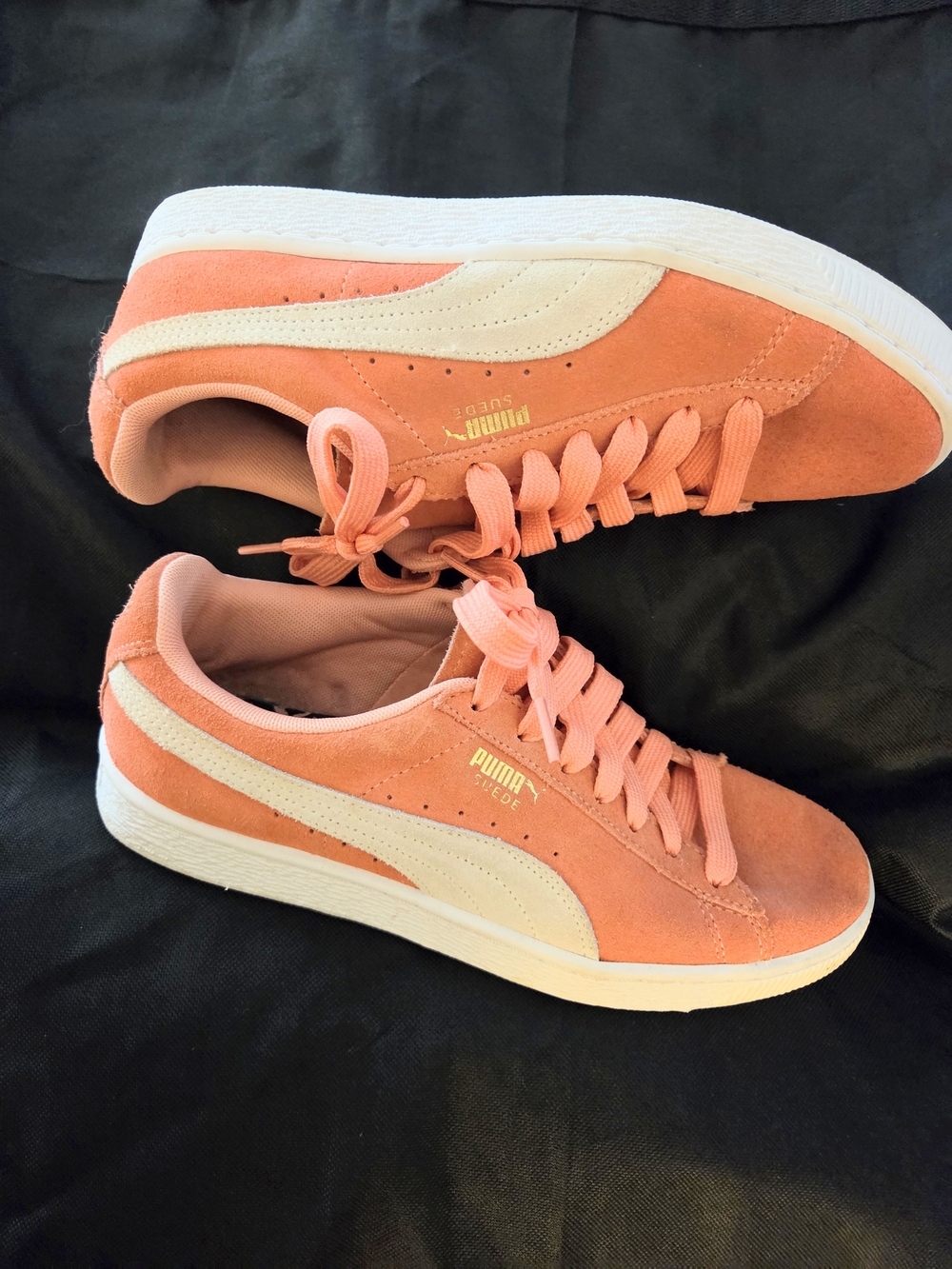 Puma Women's Suede Sneakers in Coral Pink and Cream
